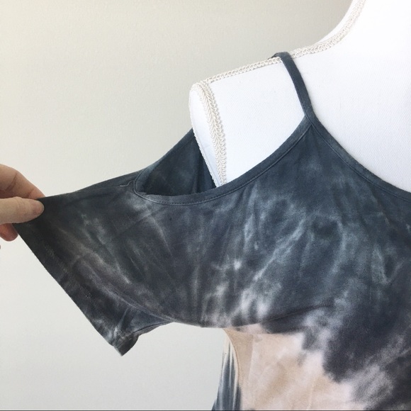 🌸 American Age Tie Dye Cold Shoulder Top - Picture 2 of 4